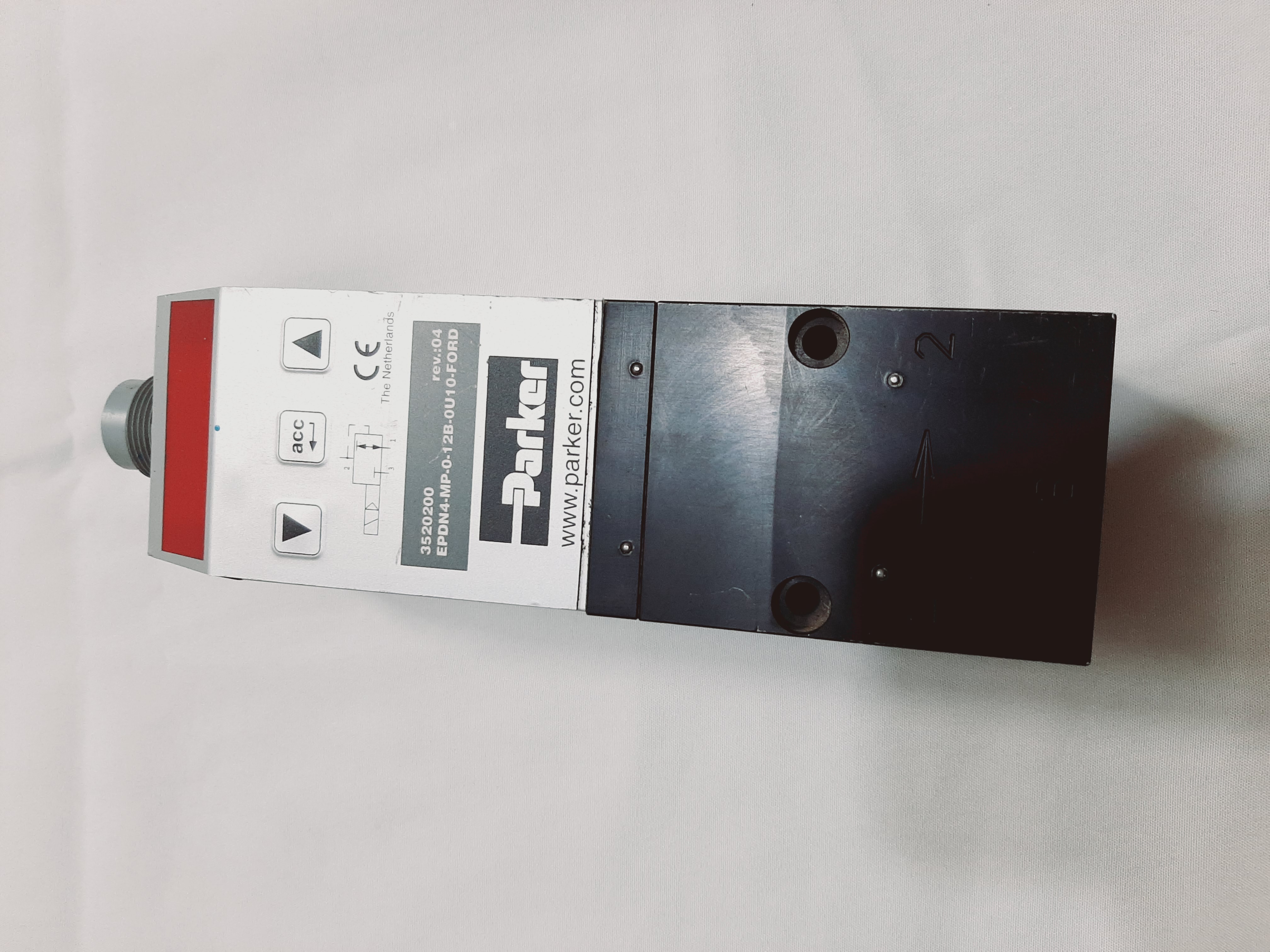 کنترلر فشار پارکر EPDN4-MP-0-12B-OU10--FORD