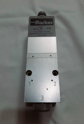 رگلاتور الکترونیکی فشار Parker EPD4-0-0-12B-4120-10-1-4-FORD