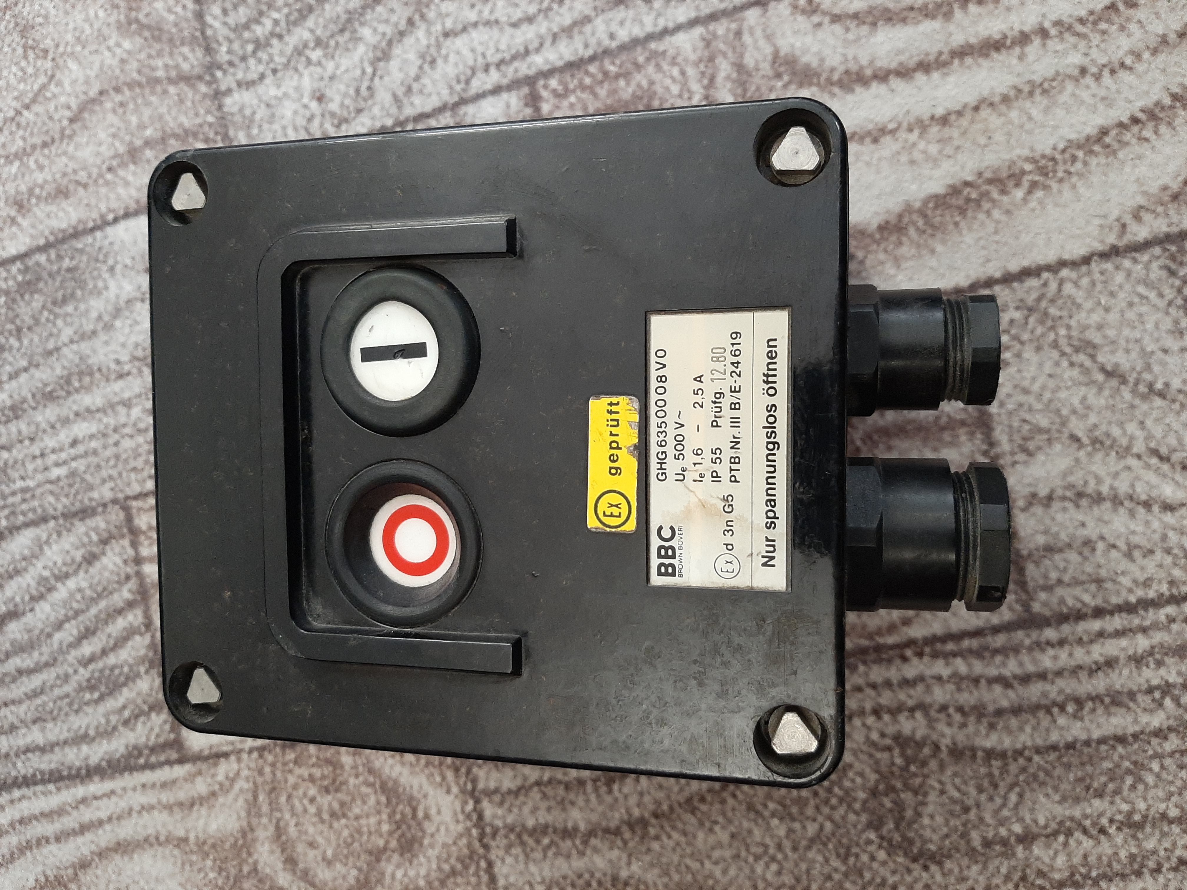 کلید حفاظتی ضد انفجار BBC GHG 635 ۰۰ ۰8 V۰