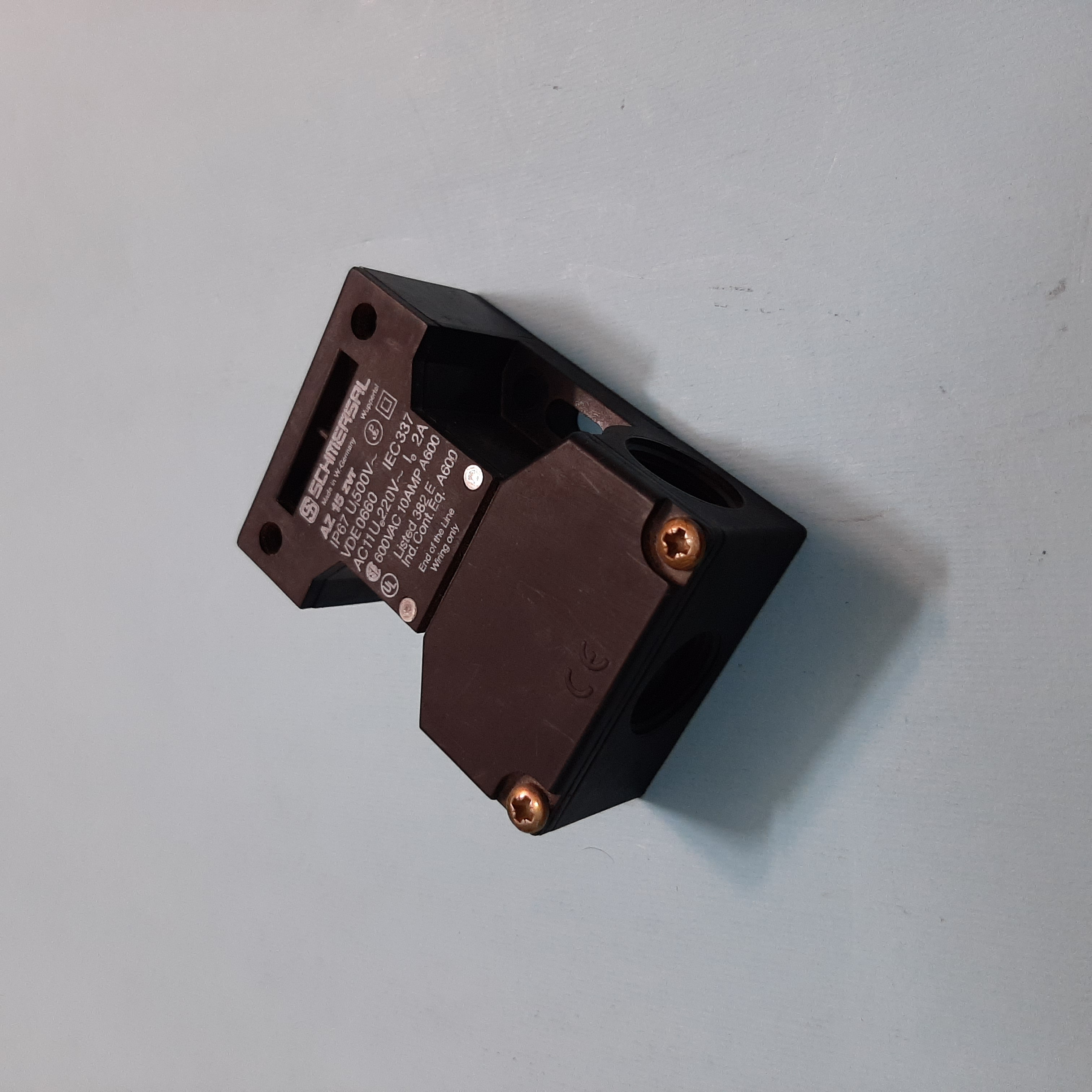 سوییچ ایمنی Schmersal AZ 15 ZVR