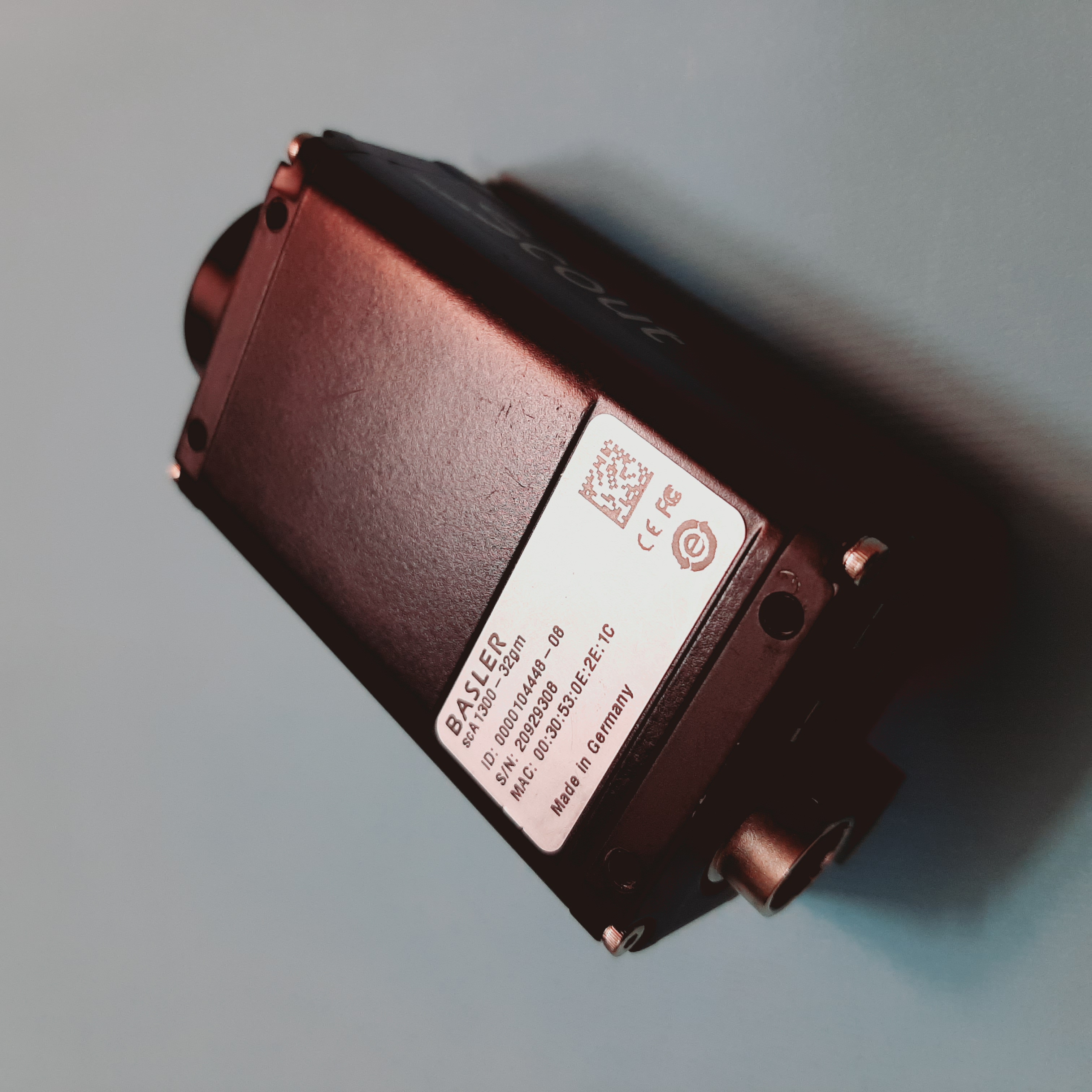 دوربین صنعتی BASLER scA1300-32gm