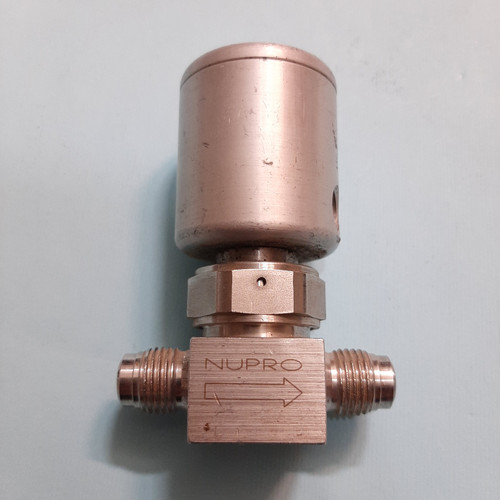 شیر دیافراگمی NUPRO 6LV-DAVR4-P-C