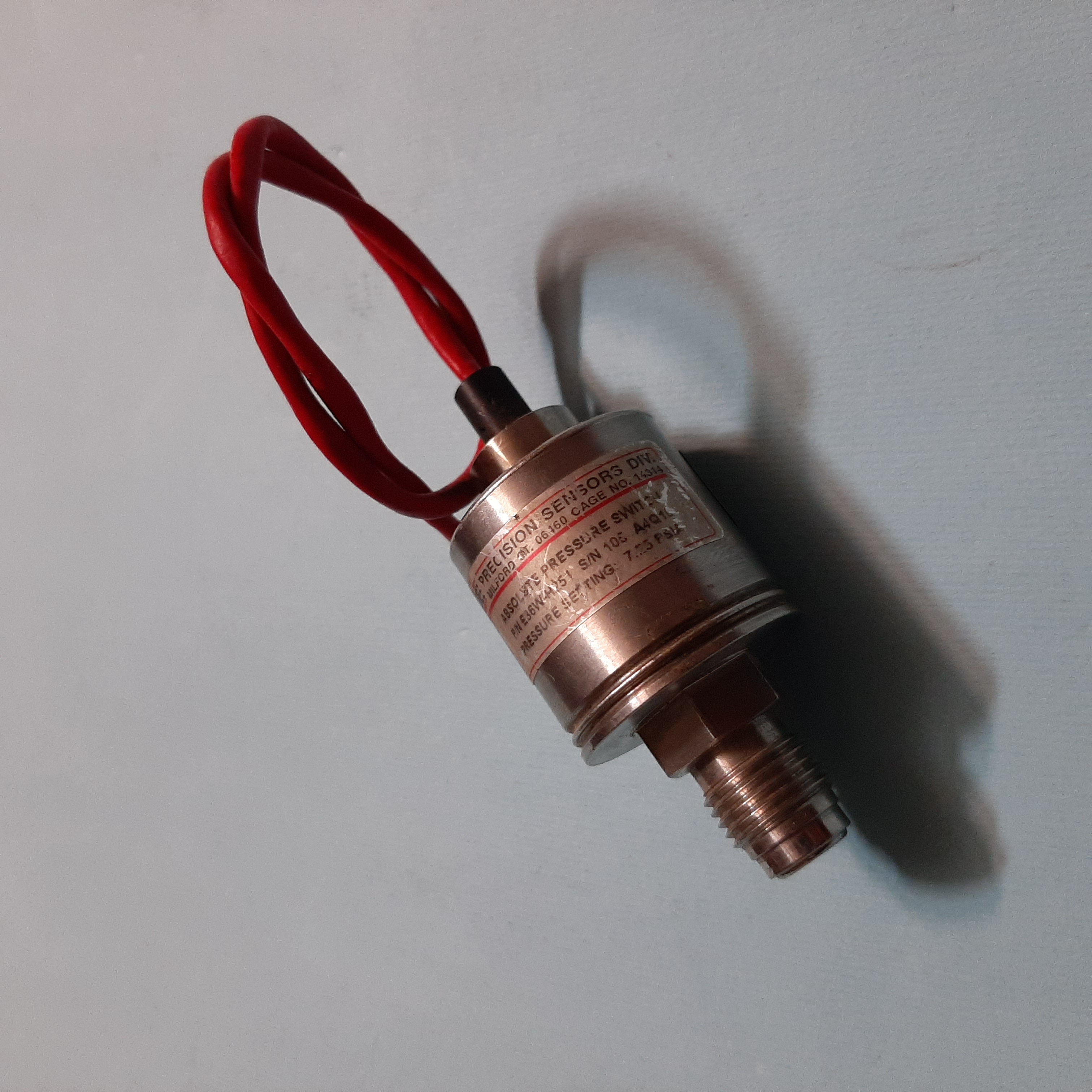 سنسور فشار UE E36W-H251