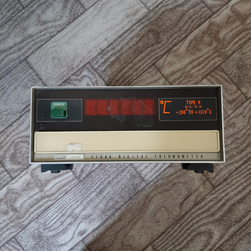 دماسنج دیجیتال FLUKE 2100A Digital Thermometer