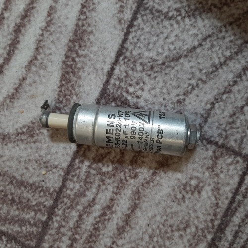 خازن Siemens B25835-K0224-K7