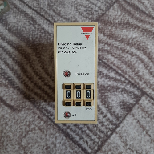رله صنعتی CARLO GAVAZZI SP239 024