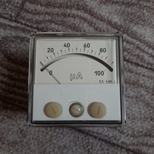 آمپرمتر آنالوگ پنلی 0 تا 100 میکروآمپر با رله داخلی (Panel Meter with Relay)