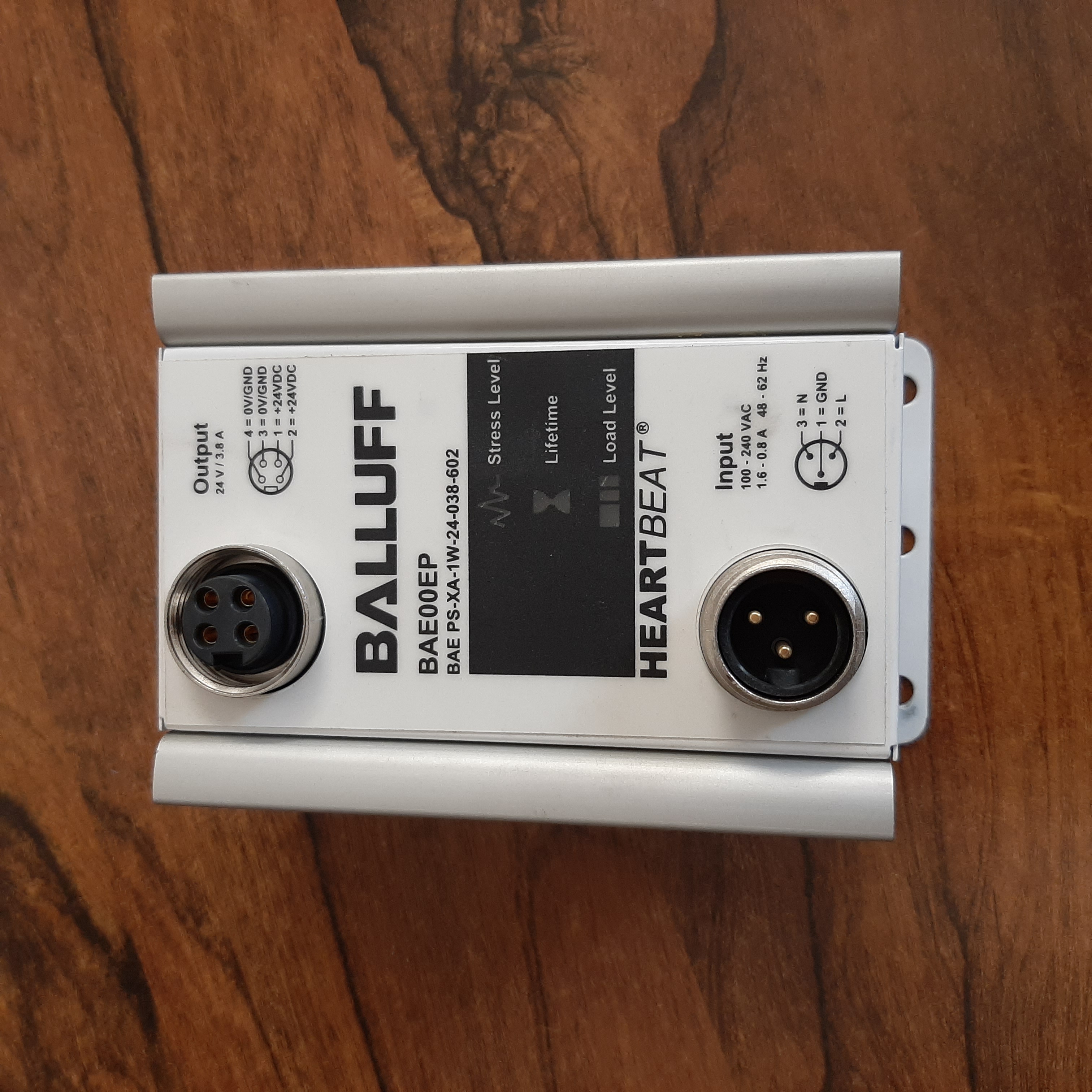 منبع تغذیه صنعتی BALLUFF BAE00EP (BAE PS-XA-1W-24-038-602)