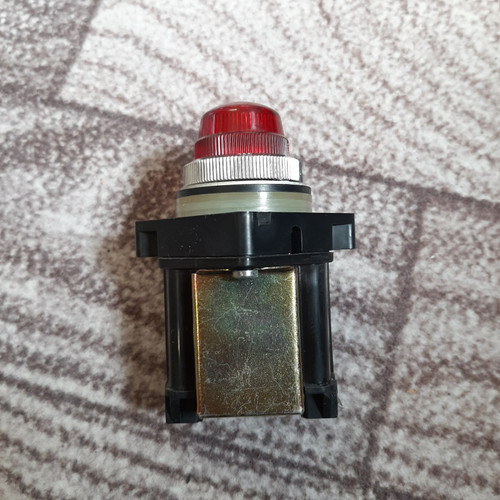 چراغ سیگنال بوبیندار قرمز CGE / CEMA مدل 077L220