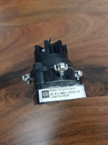 کنترل سوئیچ STAHL مدل 8008/2-110