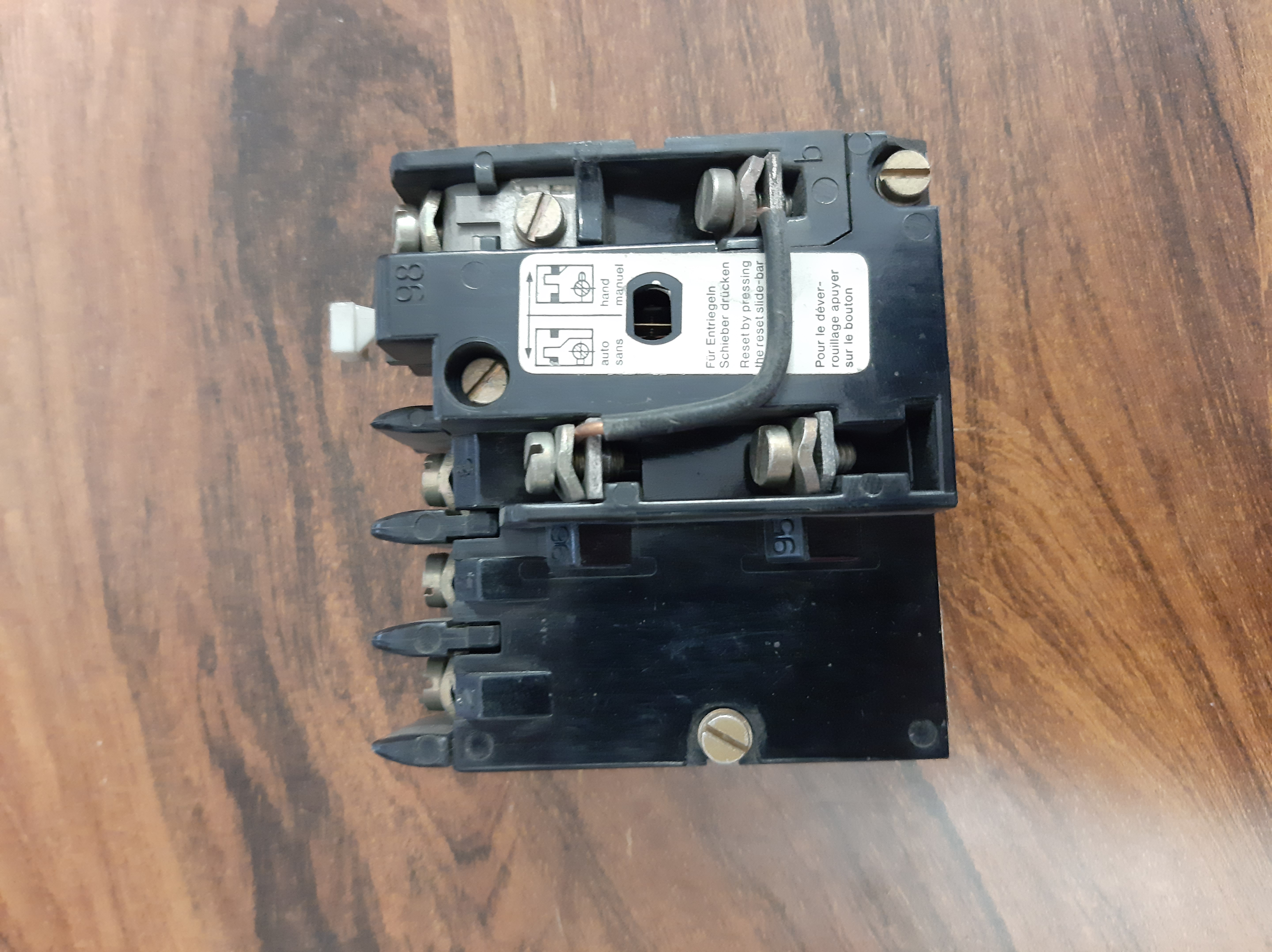 کلید سلکتوری SIEMENS SUA41 01-OT
