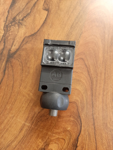 سنسور فتوالکتریک Allen-Bradley 42GNP-9000-QD