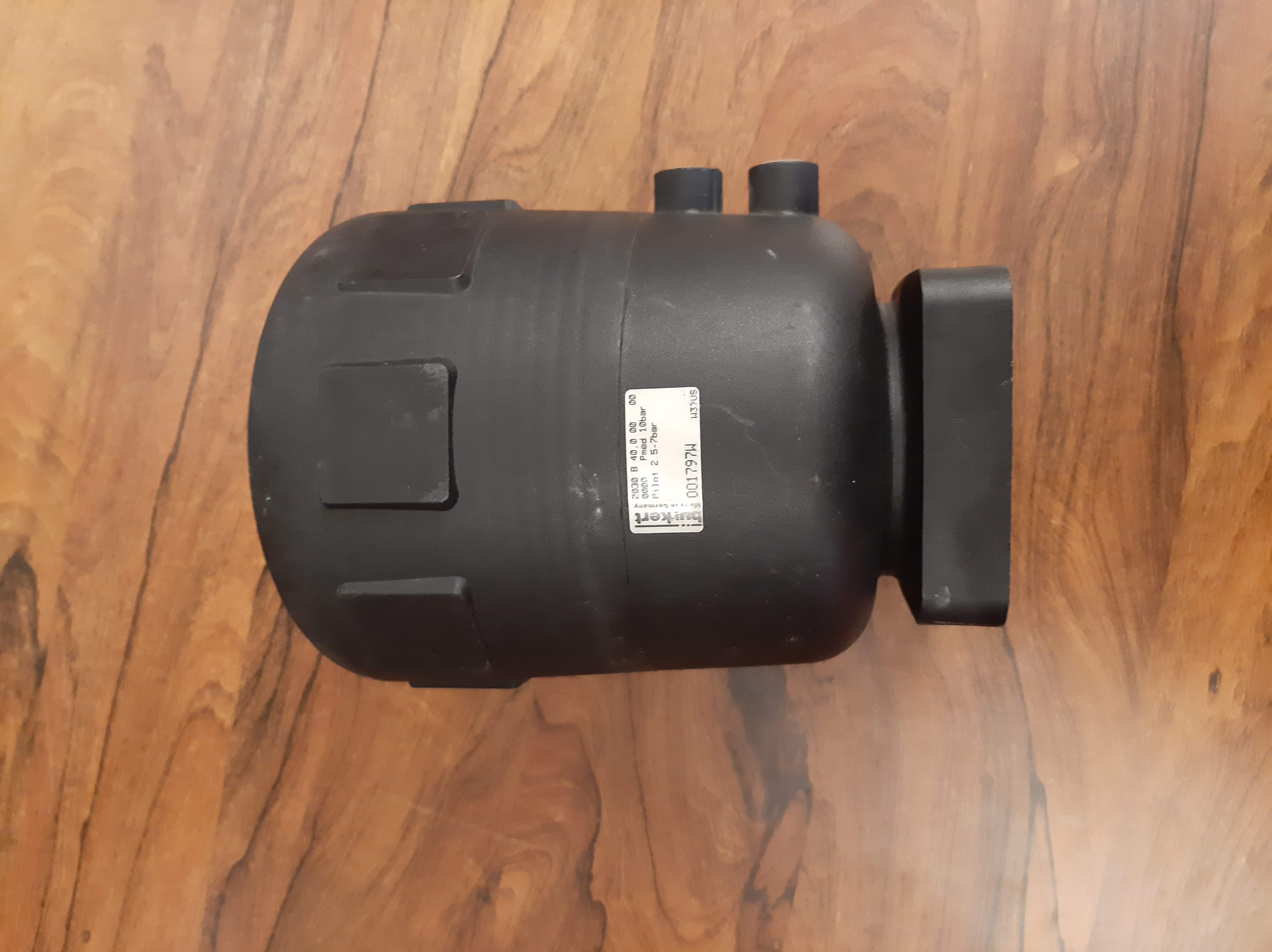 شیر دیافراگمی پنوماتیک Bürkert Type 2030 B