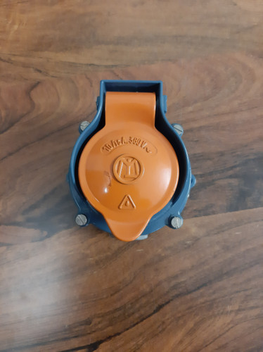 پریز صنعتی روکار 10A، 380V