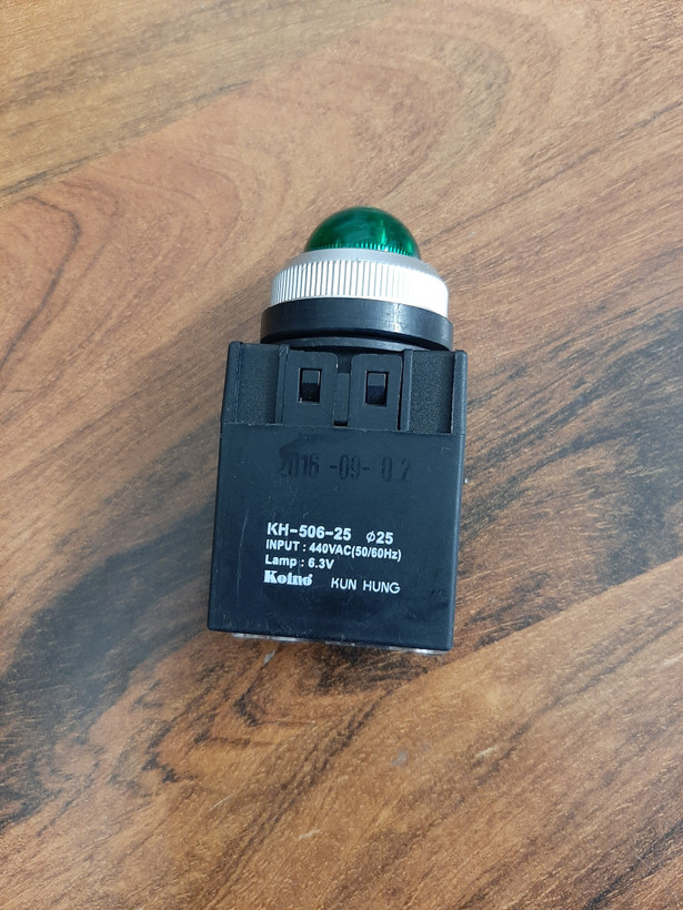چراغ سیگنال KOINO KH-506-25 – 440VAC با لامپ 6.3V