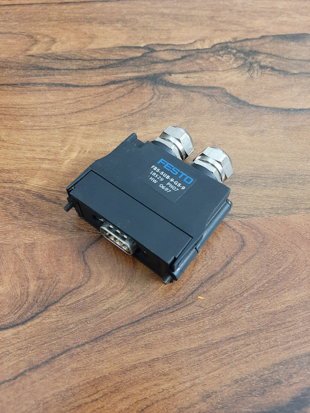 کانکتور صنعتی FESTO FBS-SUB-9-GS-9 – کد 18529